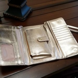 ⭐ RAMPAGE ROSE GOLD WALLET